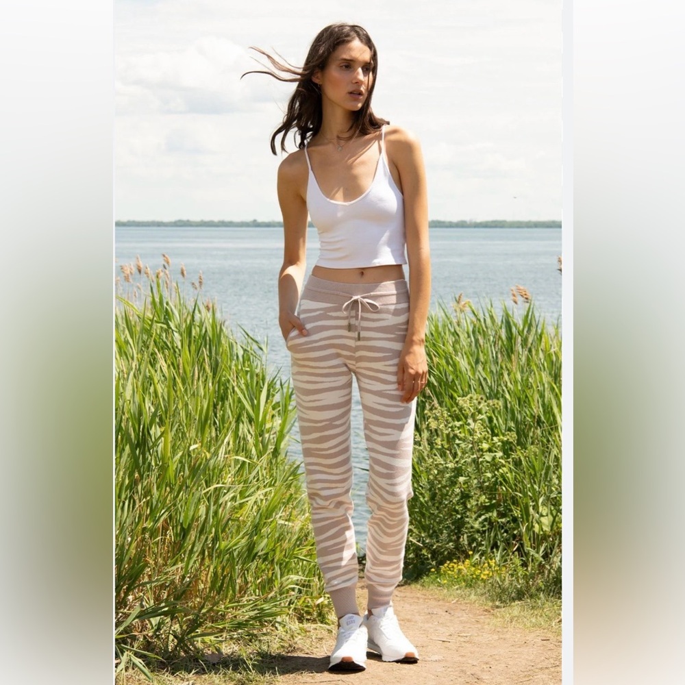 NWOT Soia & Kyo - Verona Zebra Print Joggers